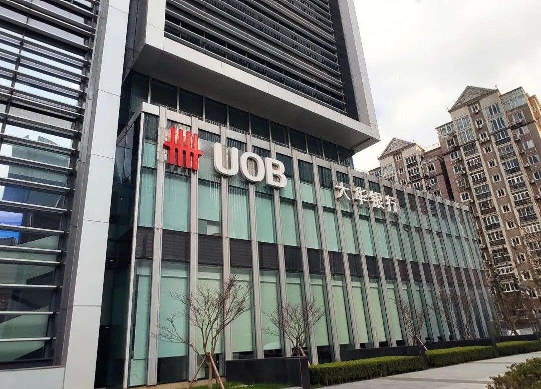 新加坡最大银行泄密案!中国籍PR传给骗子3300份客户资料,还被骗走10万