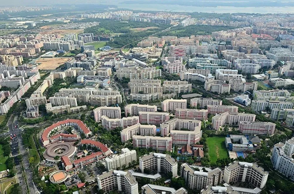 新加坡天价组屋再现!兀兰“楼王”127万破纪录