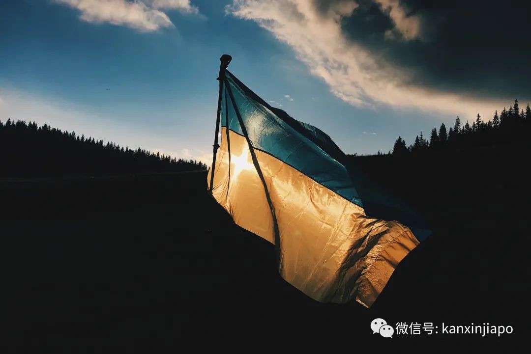 俄乌危机致全球油价涨;乌总统敦促英国加大对俄罗斯制裁力度