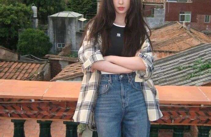 掉粉百万,品牌切割,传移民新加坡,中国富二代女星最新情况曝光