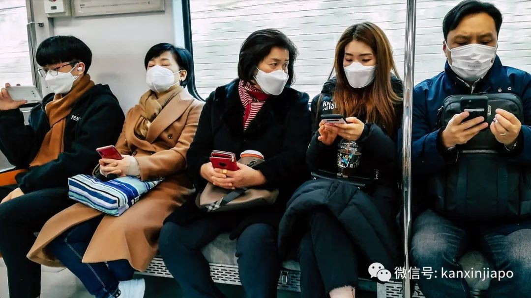 网友直击！香港与内地今日起全面通关；香港或将取消“口罩令”，新加坡本地病毒传播率微降