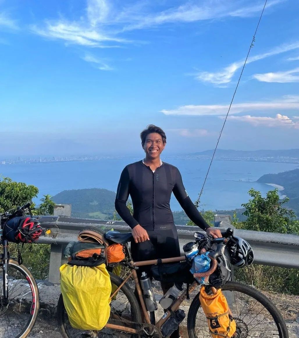 新加坡男子骑行137天,体验一场从新加坡到中国的冒险之旅