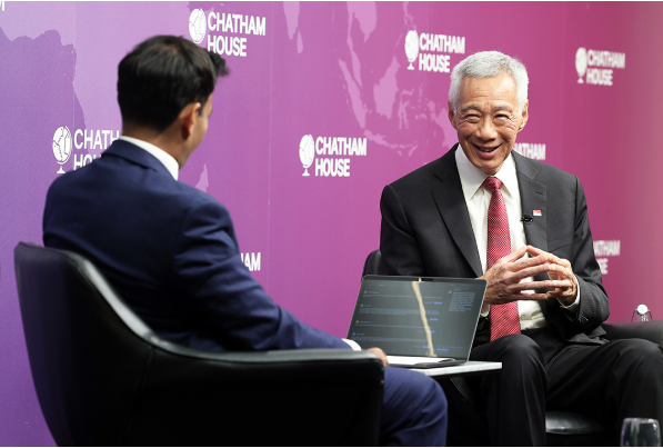 李显龙:美国把贸易武器化;东盟、中国“最美逆行”升级自由贸易协定