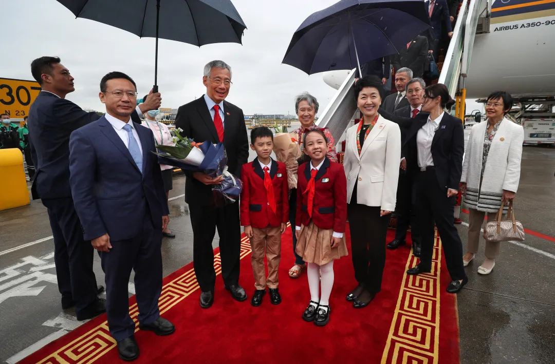 李显龙开启六天的访华之行,为什么引起这么大的关注?
