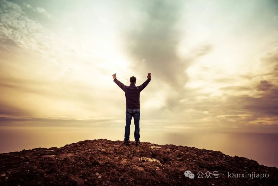 精英的入场券!新加坡又批3000名顶级专才!