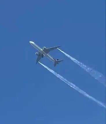 新加坡一航班起飞后空中放油,被迫返航