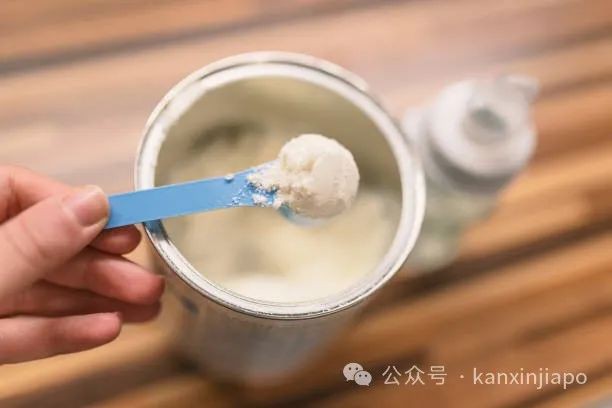从新加坡去中国,可以携带多少罐奶粉?