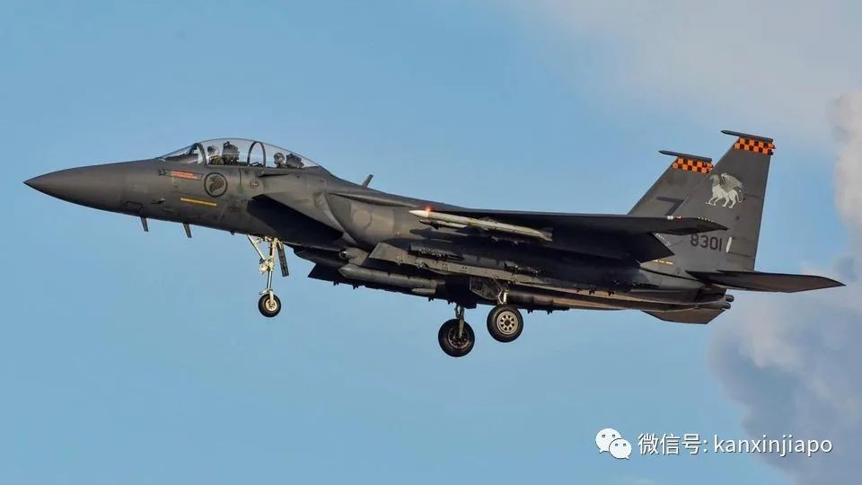 新加坡战斗机紧急升空，抵御领空潜在威胁！